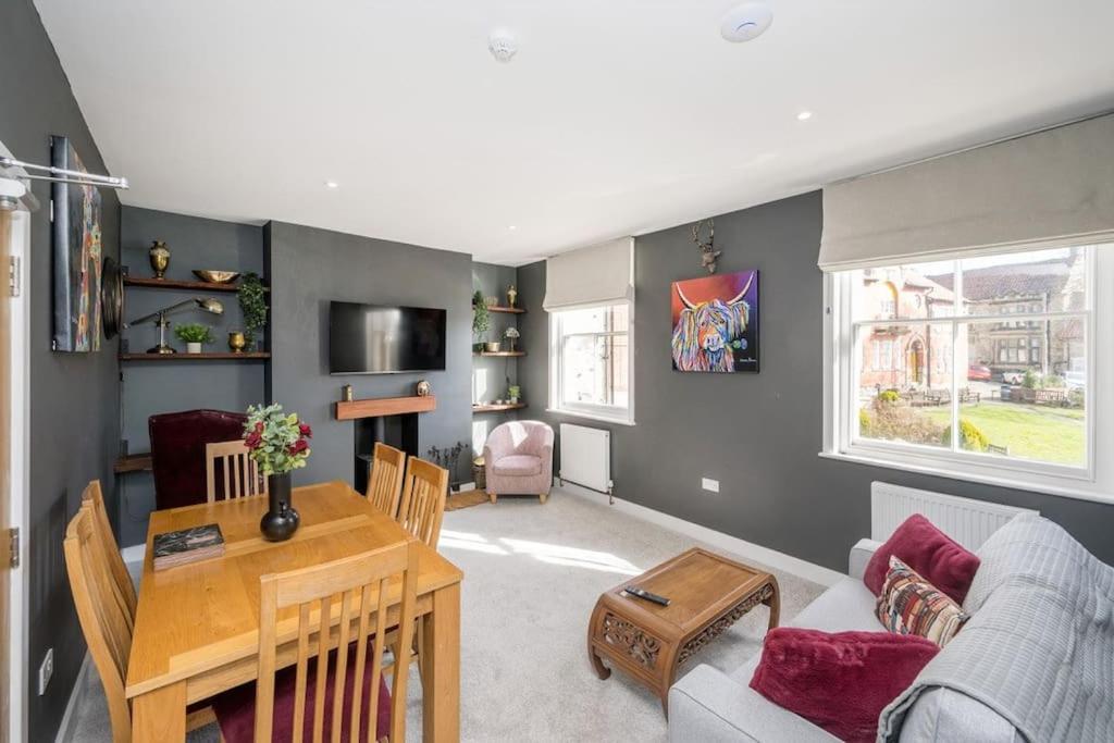 The Lettered Board Apartments Pickering Buitenkant foto
