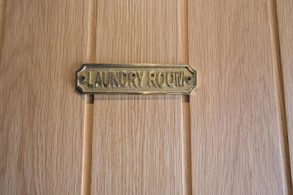 The Lettered Board Apartments Pickering Buitenkant foto
