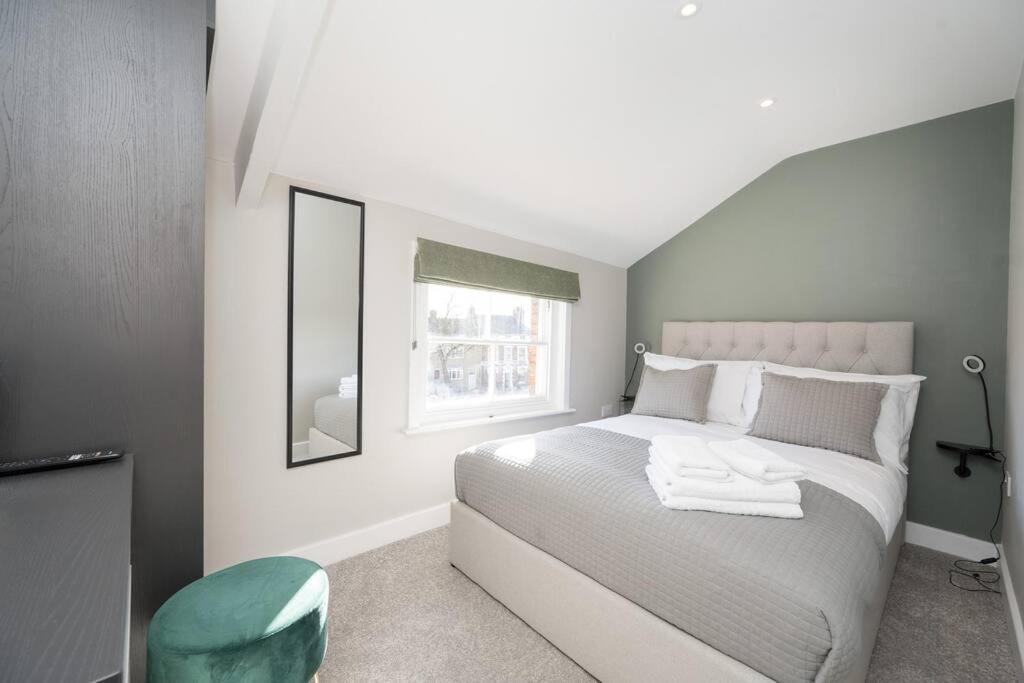 The Lettered Board Apartments Pickering Buitenkant foto